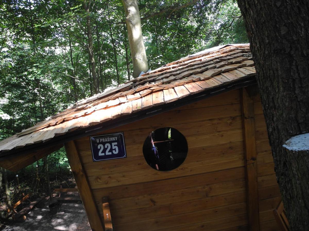 Treehouse V Brdech Villa Bohutin  Exterior photo