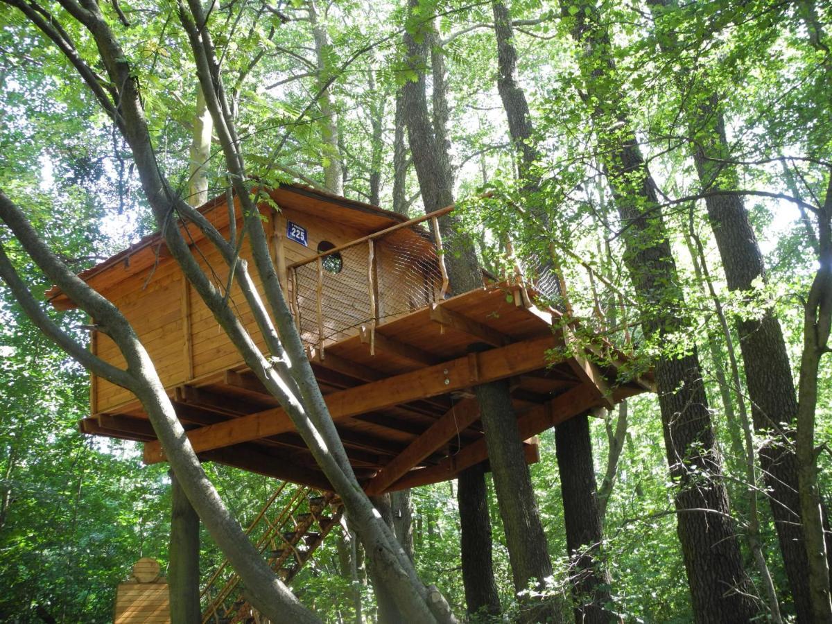 Treehouse V Brdech Villa Bohutin  Exterior photo