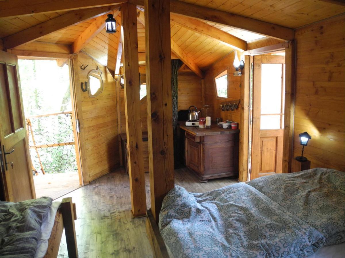 Treehouse V Brdech Villa Bohutin  Exterior photo